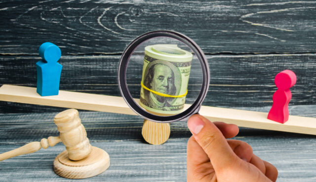 wooden figures money magnifying glass gavel