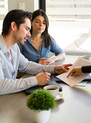 couple in mediation counseling